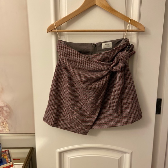 Aritzia Wilfred Classic Mini Skirt with Tie - Picture 1 of 8